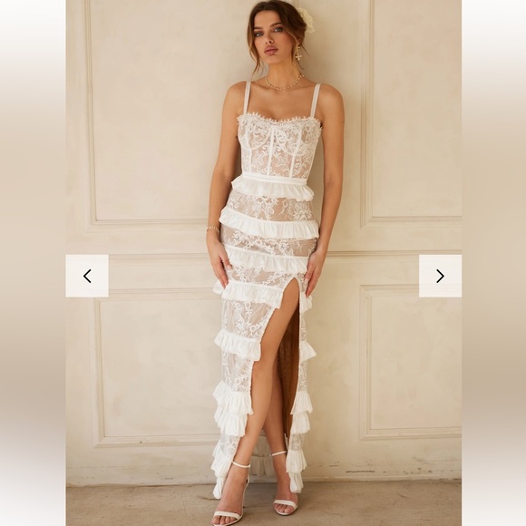 V. Chapman Cassia Dress in White - Picture 6 of 7